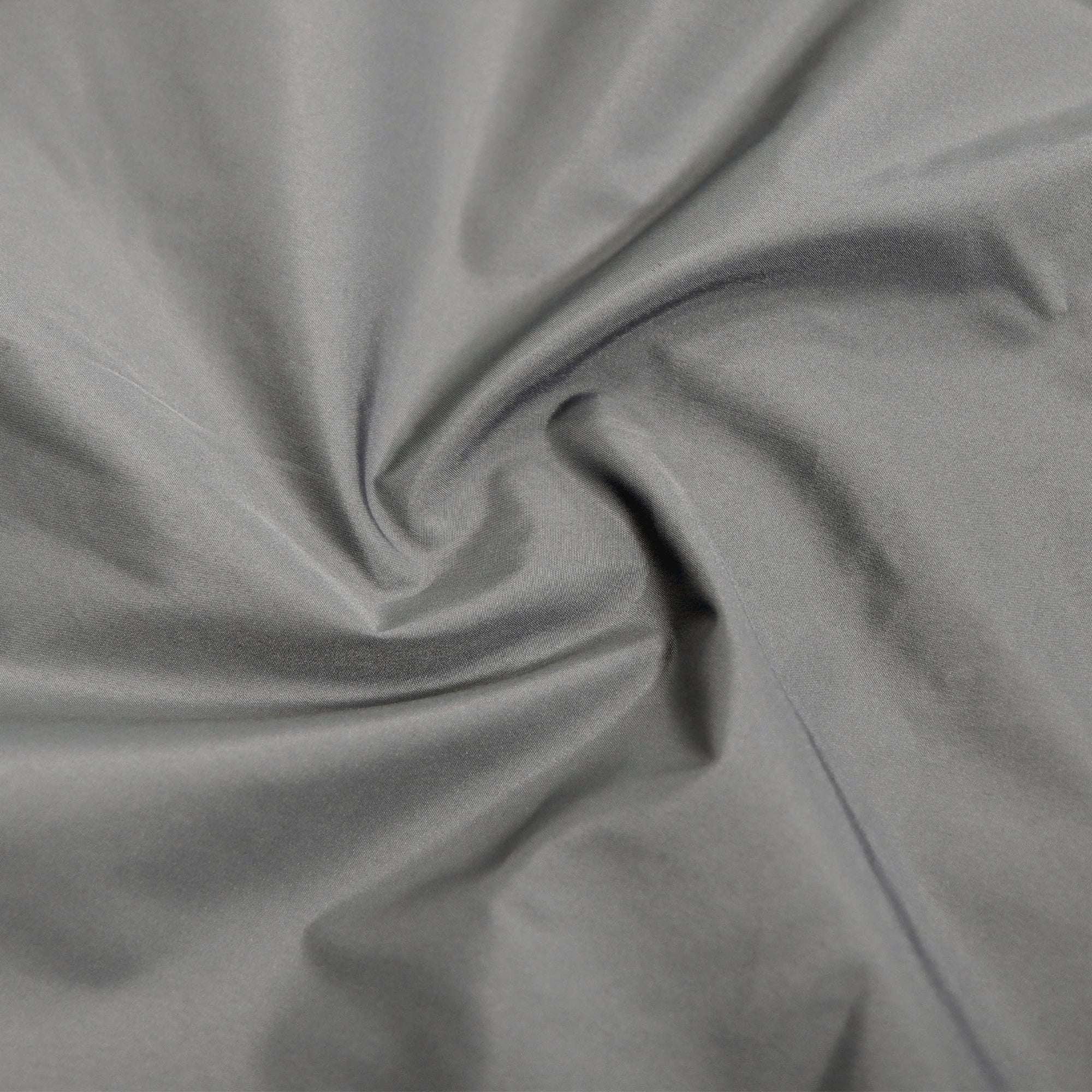 40DFL Champion® Packable Windbreaker